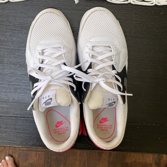 Nike Air Max, women’s, 7.5, used, worn a couple times, no box - Picture 5 of 7
